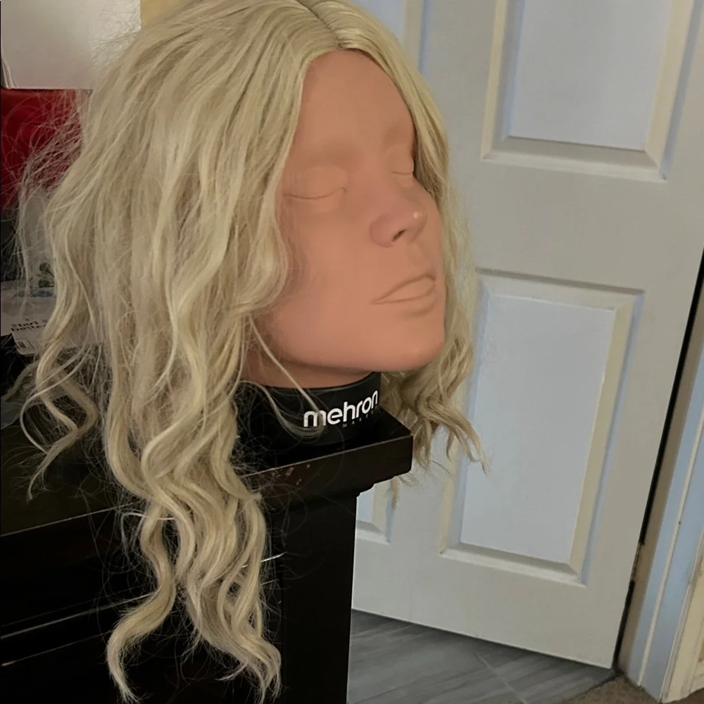 Blonde Wavy Hair Wig